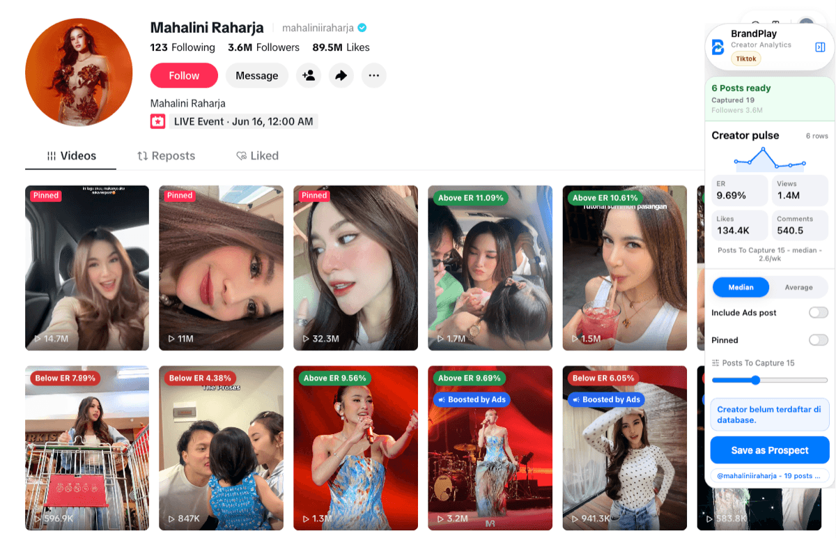 Ekstensi BrandPlay di profil creator TikTok dengan badge ER per video dan panel ringkasan engagement